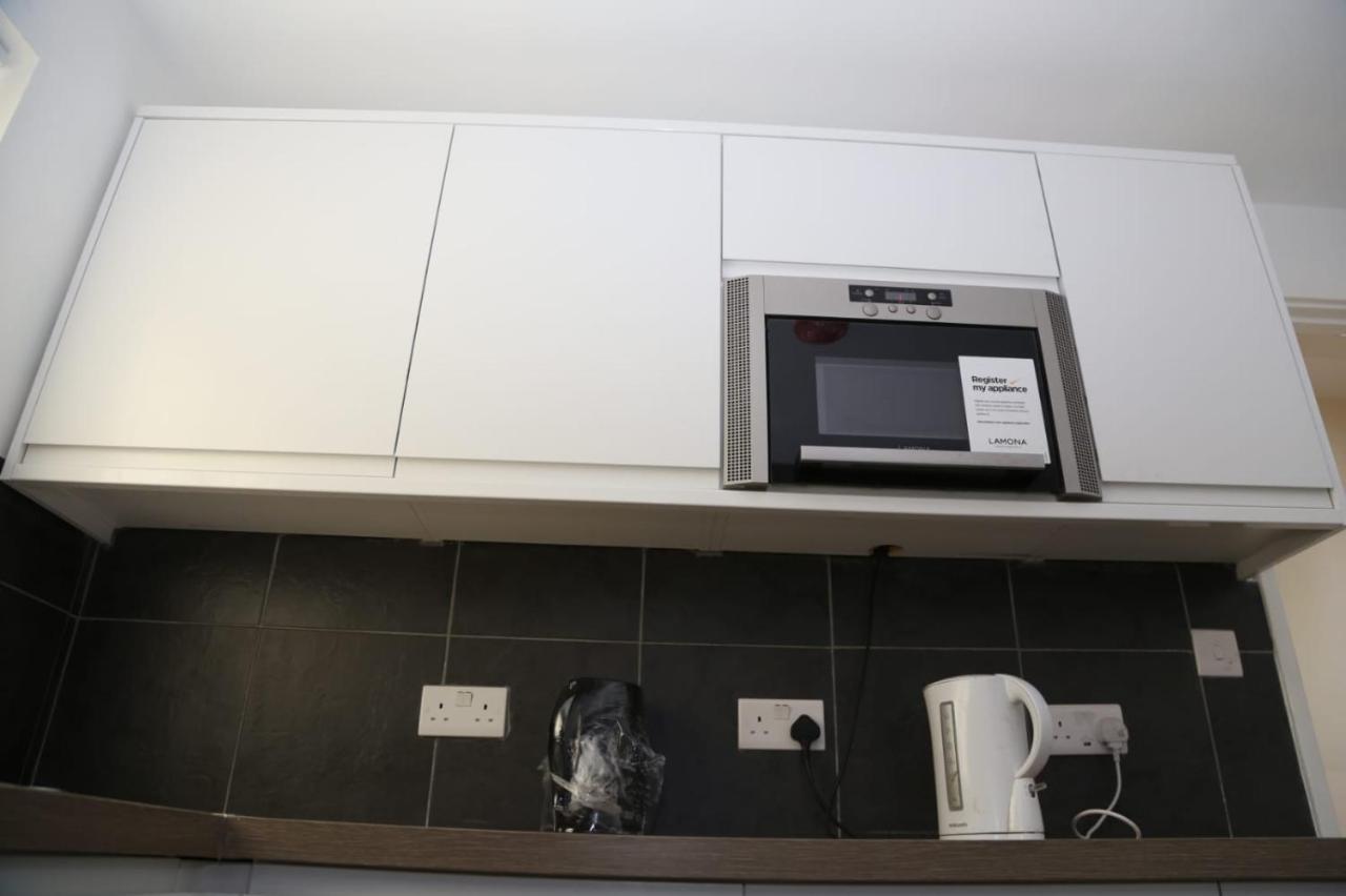 A A Guest Rooms Thamesmead Erith Exterior foto
